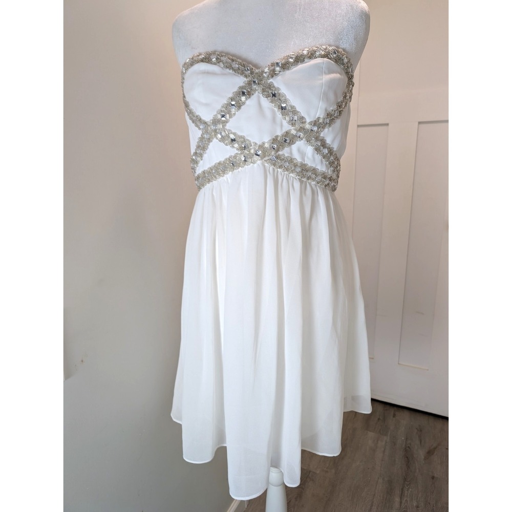 A. Drea Ivory Strapless Dress Rhinestone Fit & Flare Size Medium Cocktail Party